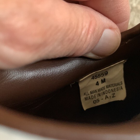 FootJoy Youth White and Dark Brown Golf Saddle Shoes Size 4 - Picture 7 of 7